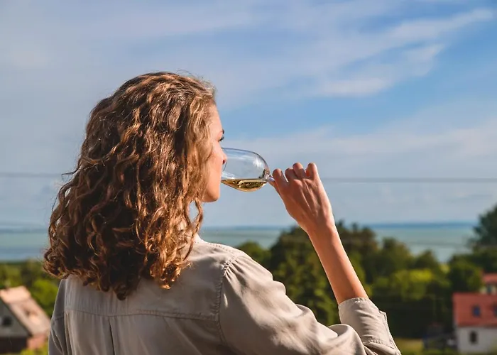 Hotel apartamentowy Domaine Edegger - Organic Winery Badacsony 3*